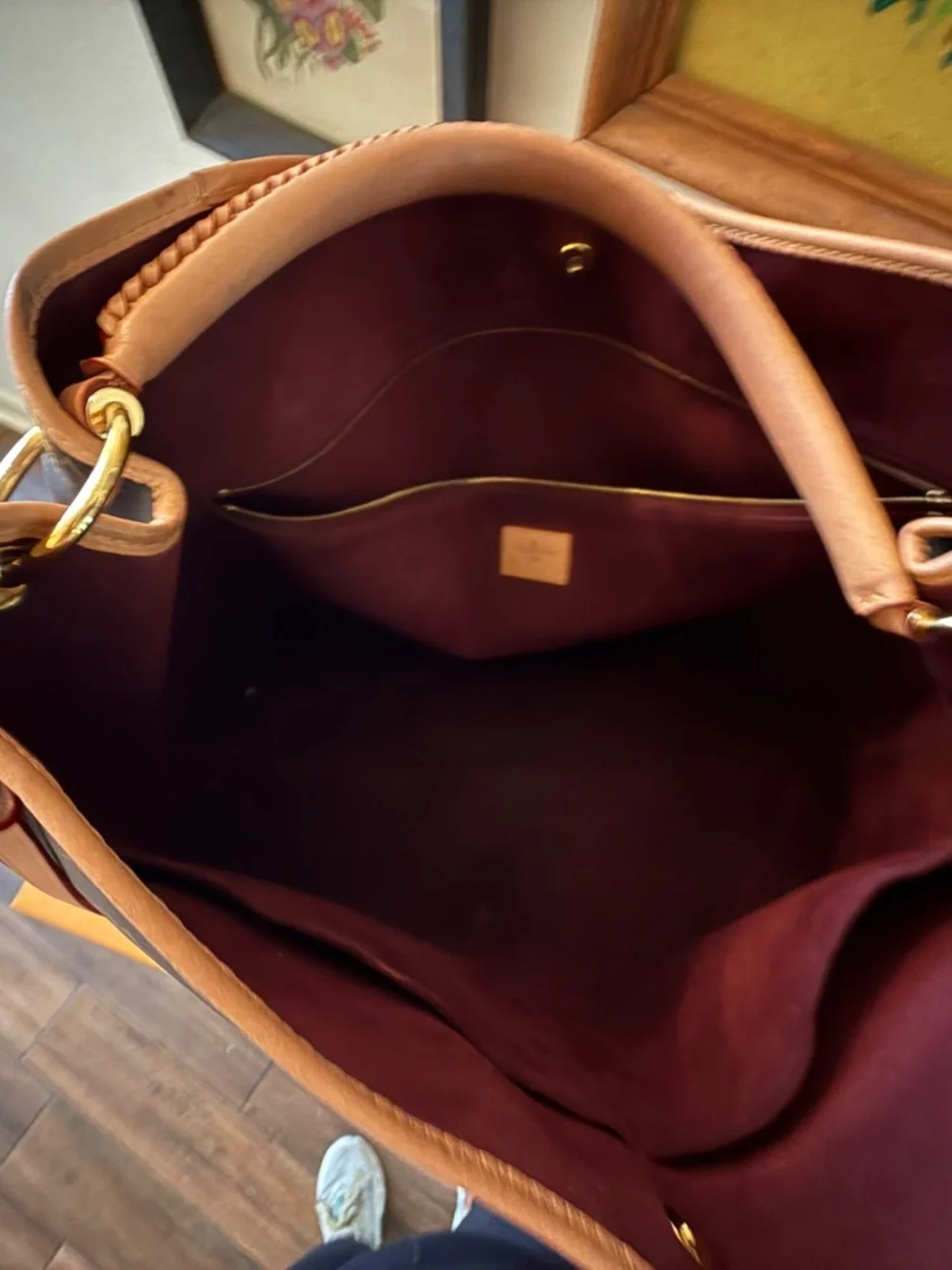 Louis Vuitton Again handbag